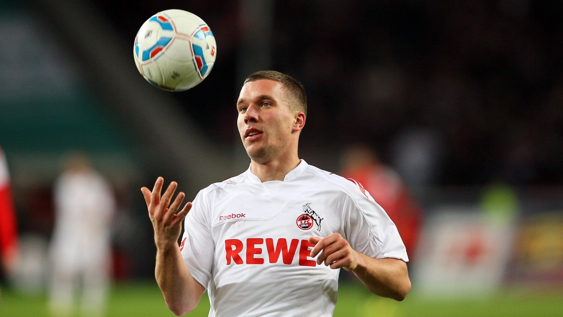 利物浦依靠高强度逼抢，逆转热刺震惊赛场，利物浦ⅴs热刺